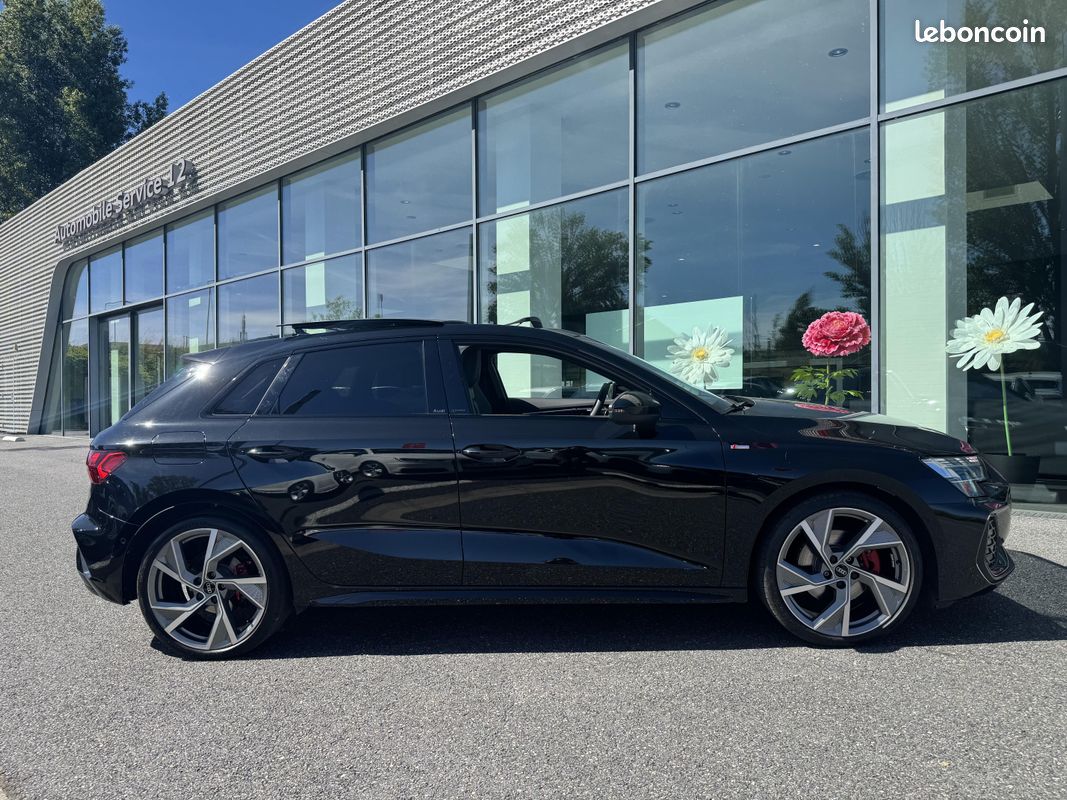 AUDI A3 Sportback TFSI Mild Hybrid 150 S tronic 7 S line (image 32)