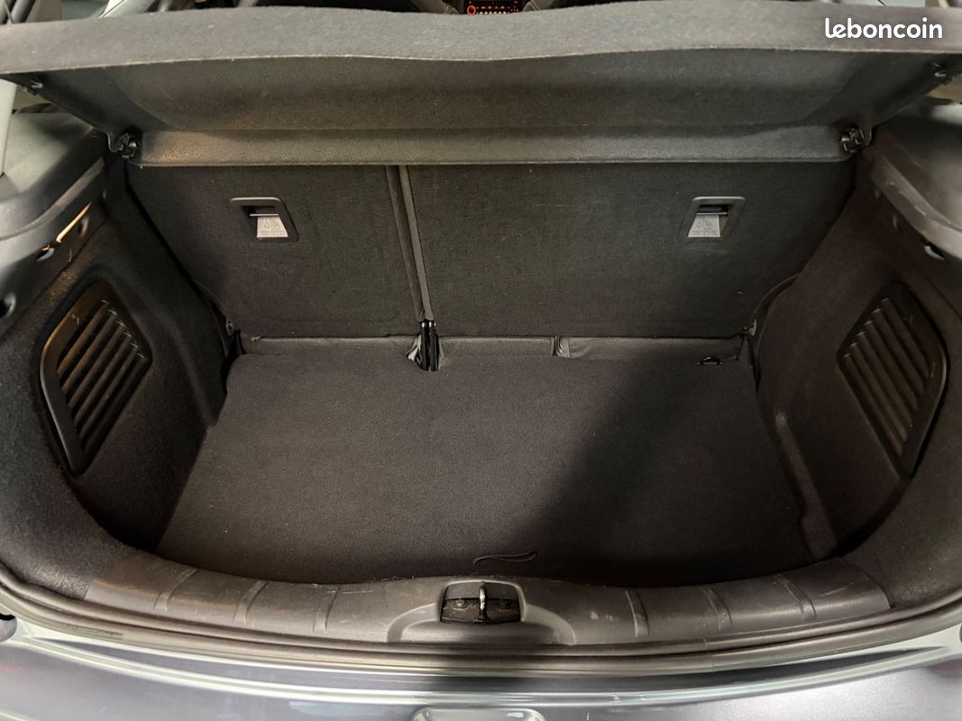 Citroën C3 1.6 HDi 92 Tendance confort (image 43)