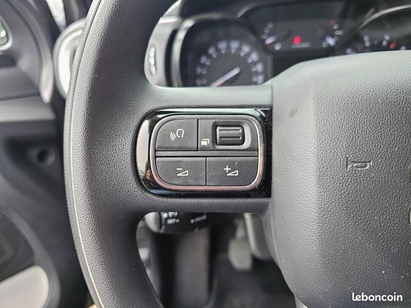 Citroen C3 1.5 BlueHDi 100 YOU / CLIMATISATION (image 19)