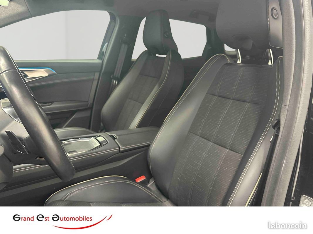 RENAULT Austral mild hybrid 160 auto Iconic (image 11)