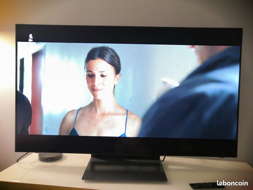 TV OLED Samsung 48" TQ48S90D OLED Dolby Atmos 4K AI 120cm 2024 (image 3)