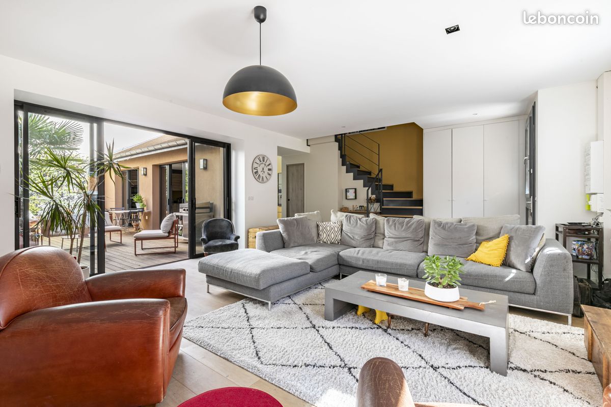 Maison 6 pièces 180 m² · à Marly-le-Roi · 180 m² · 990 000 €