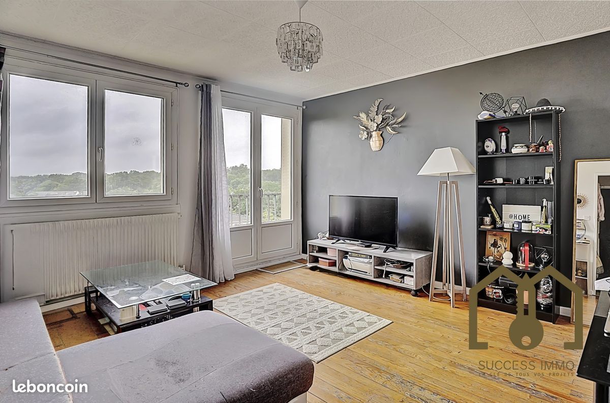 Appartement 3 pièces 55 m² · à Vaulx-en-Velin · 55 m² · 120 000 €