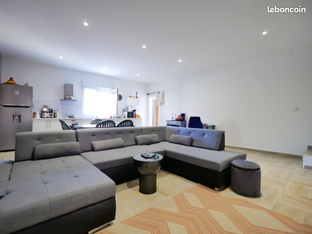 Maison 5 pièces 107 m² · à Aimargues · 107 m² · 250 000 €