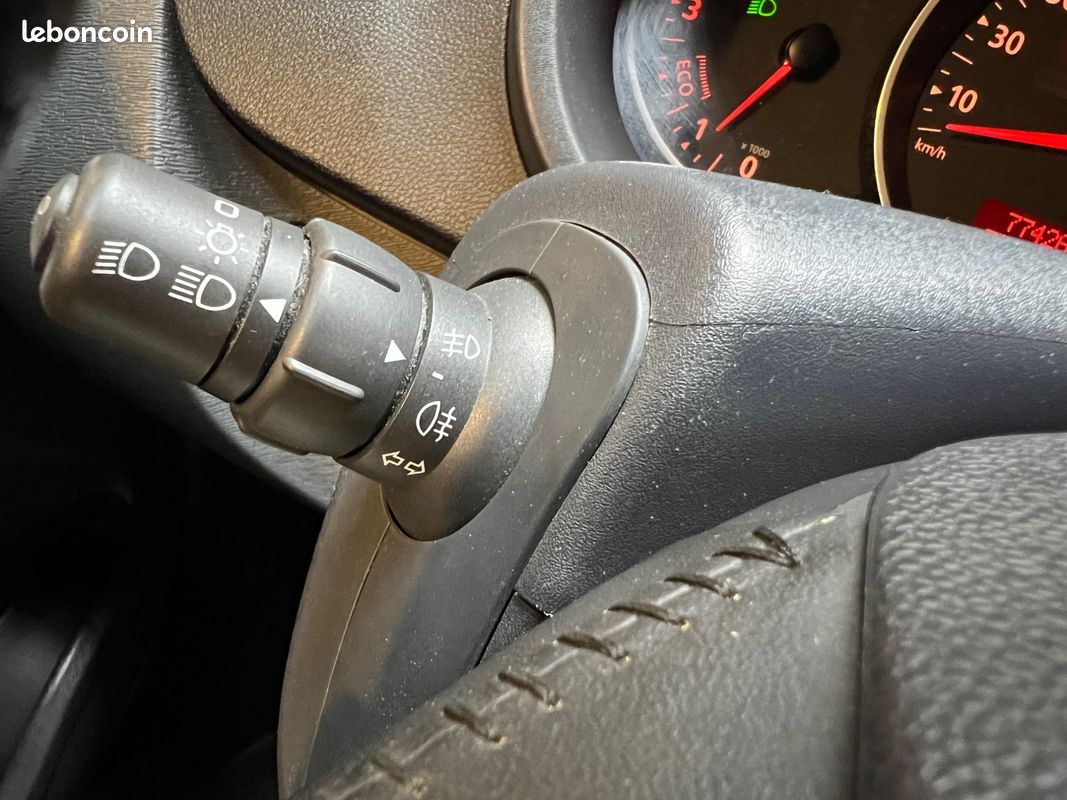 RENAULT KANGOO COMBI 1.5 BLUEDCI 115Ch INTENS (image 26)