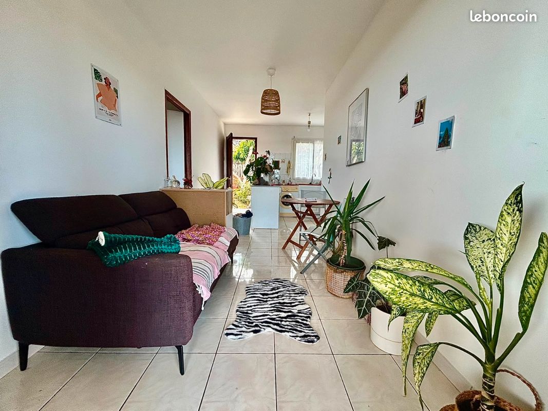 Appartement 2 pièces 40 m² · à Saint-Paul · 40 m² · 370 €