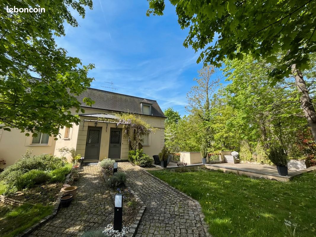 Maison 4 pièces 81 m² · à Maisons-Laffitte · 81 m² · 2 373 €