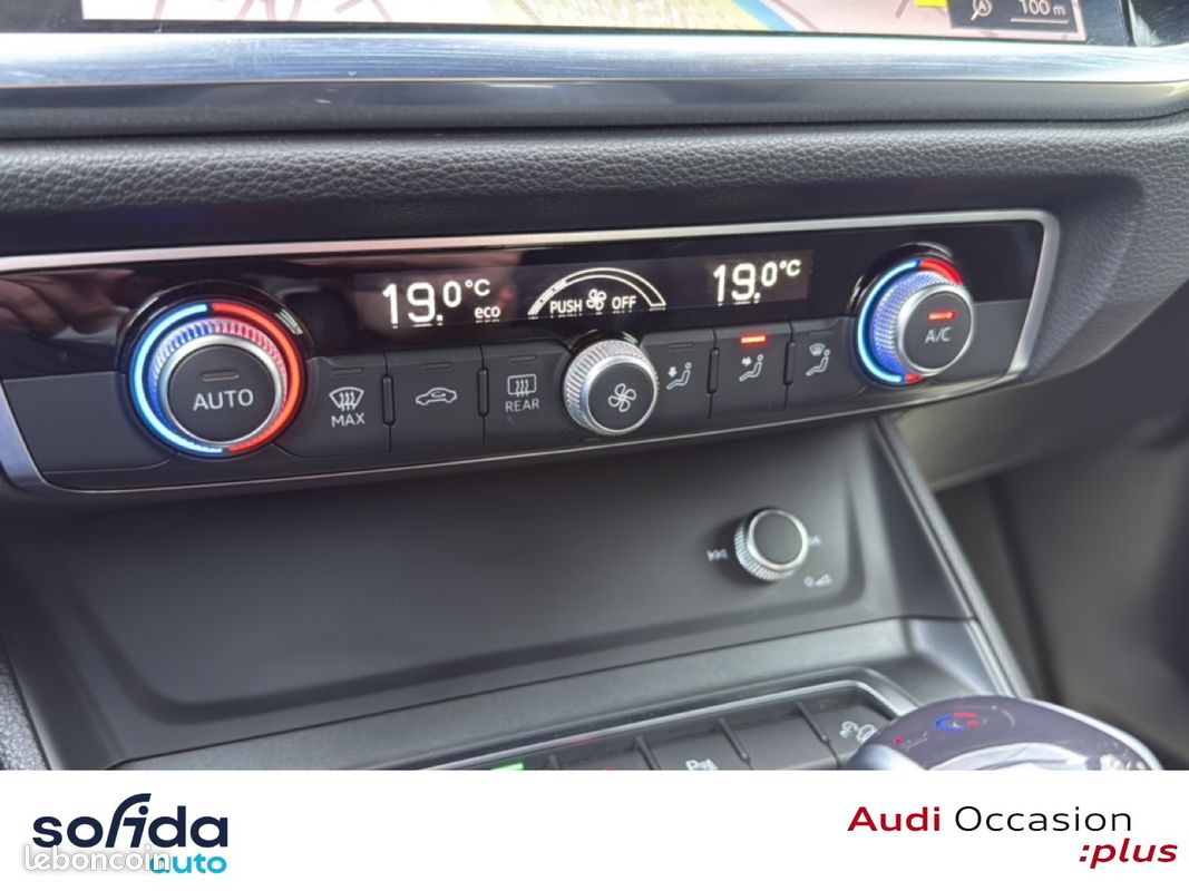 AUDI Q3 45 TFSIe 245 ch S tronic 6 S line (image 15)