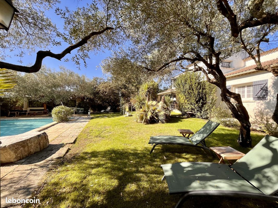 Maison 7 pièces 182 m² · à Fons · 182 m² · 595 000 €