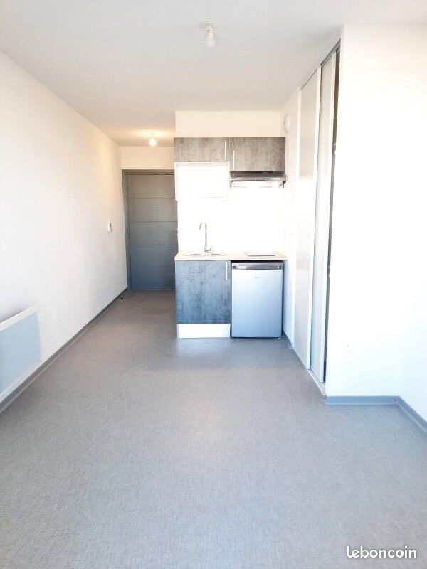Appartement 1 pièce 18 m² · à Nîmes · 18 m² · 433 €/mois