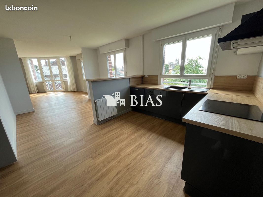 Appartement 5 pièces 125 m² · à Bihorel · 125 m² · 1 100 €/mois