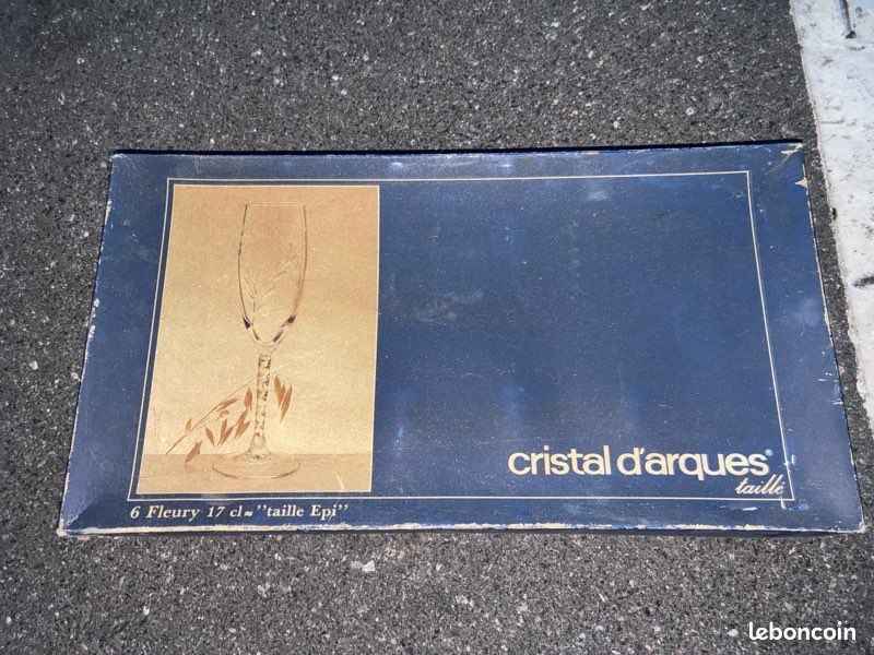 Flûtes à champagne Cristal d’Arques Fleury Taille Épi 17 cl – Neuves (image 2)