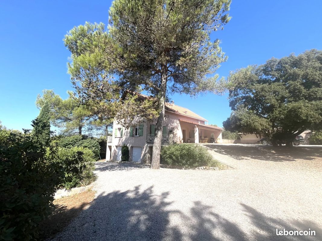 Maison 6 pièces 218 m² · à Gardanne · 218 m² · 780 000 €