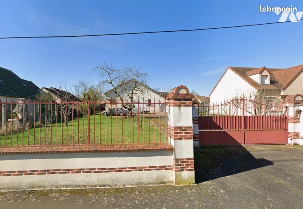 Maison 5 pièces 132 m² · à Orléans · 132 m² · 220 000 €