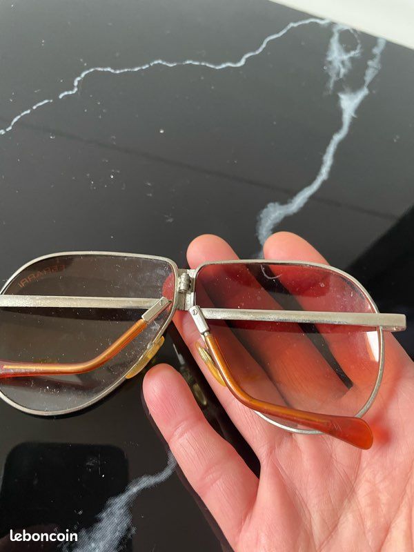Lunettes De Soleil Vintage Années 70 - Style Carré Crème/ivoire Pour Femme