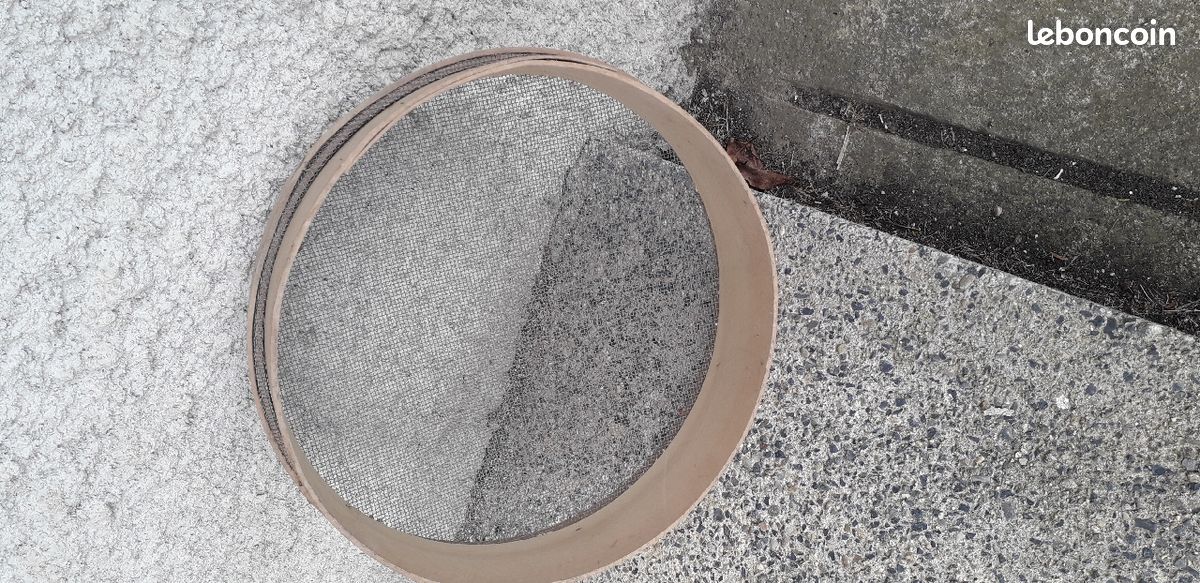 2 tamis de 40 et 42 (image 1)