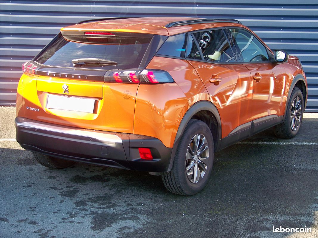 E-2008 electrique 136ch style (image 5)
