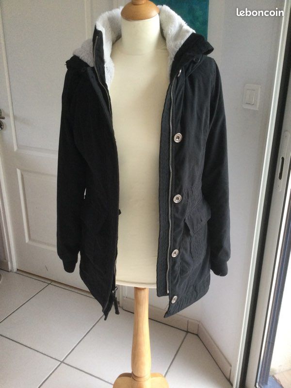 Veste noire Hollister T XS avec capuche (image 1)