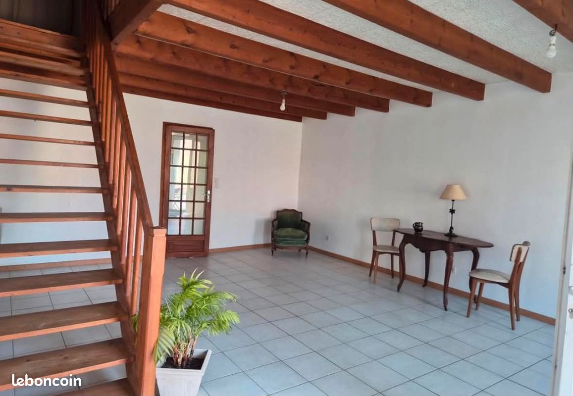 Maison 3 pièces 72 m² · à La Châtaigneraie · 72 m² · 650 €