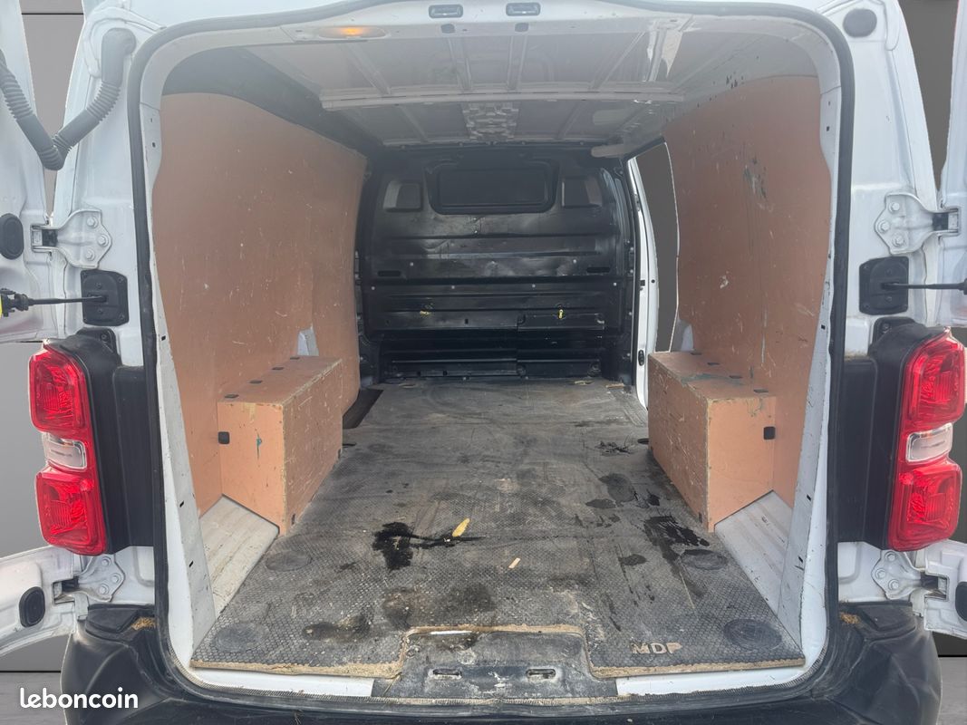 CITROEN JUMPY III FOURGON XL 2.0 BLUE HDI 145 PACK DRIVER EAT Garantie 12 mois (image 18)