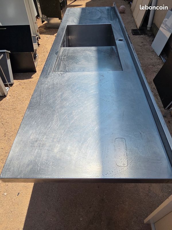 Plan de travail inox avec grand évier intégré – 214 x 60 cm – bon état (image 5)