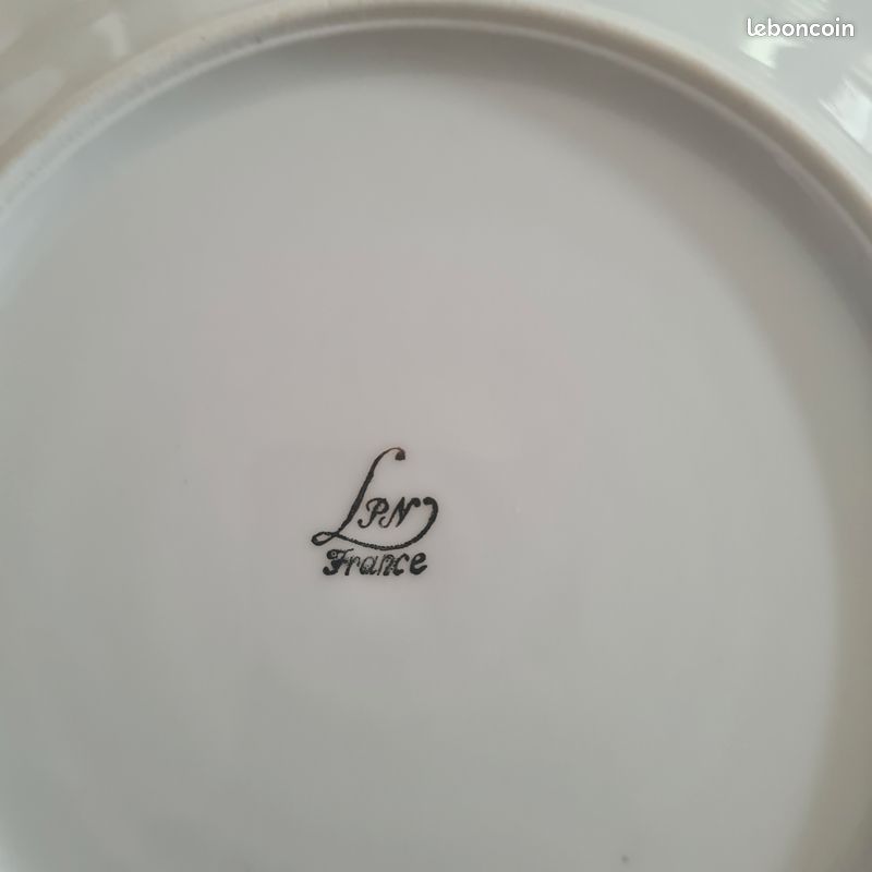 Lot de 6 assiettes creuses en porcelaine de Limoges – Bernardaud (image 3)