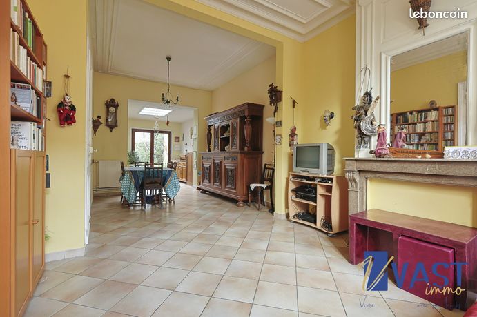 Maison 6 pièces 121 m² — 5