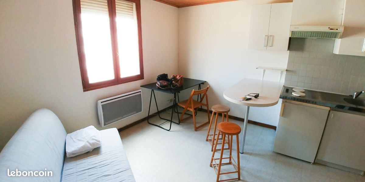 Appartement 1 pièce 18 m² · à Grenoble · 18 m² · 379 €