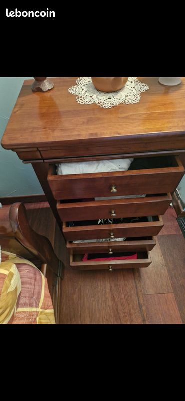Vends chiffonnier merisier (image 2)