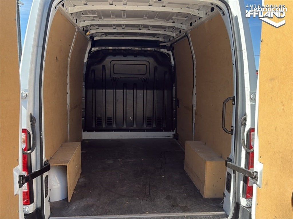 Renault Master III FOURGON FGN TRAC F3300 L2H2 BLUE DCI 135 GRAND CONFORT (image 5)