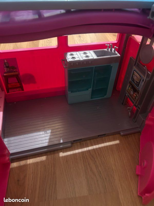 Barbie (image 4)