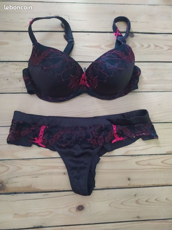 Ensemble lingerie rougegorge (image 6)