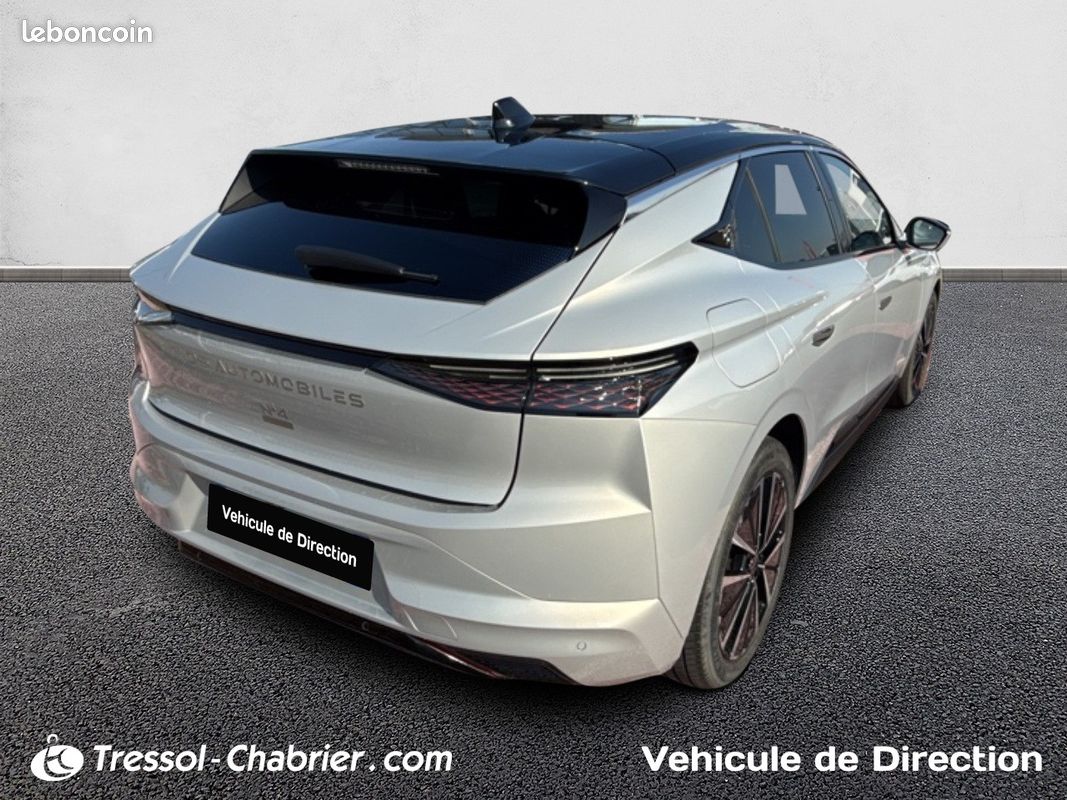 DS N°4 E-Tense Etoile - Alcantara (image 29)