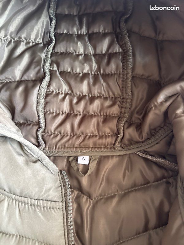 Vend anorak femme taille S (image 2)