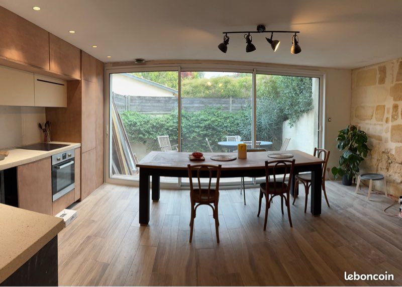 Maison 4 pièces 104 m² · à Bordeaux · 104 m² · 1 400 €/mois