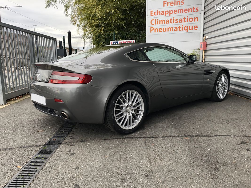 Aston Martin V8 Vantage 4.7 Sportshift Première Main (image 5)