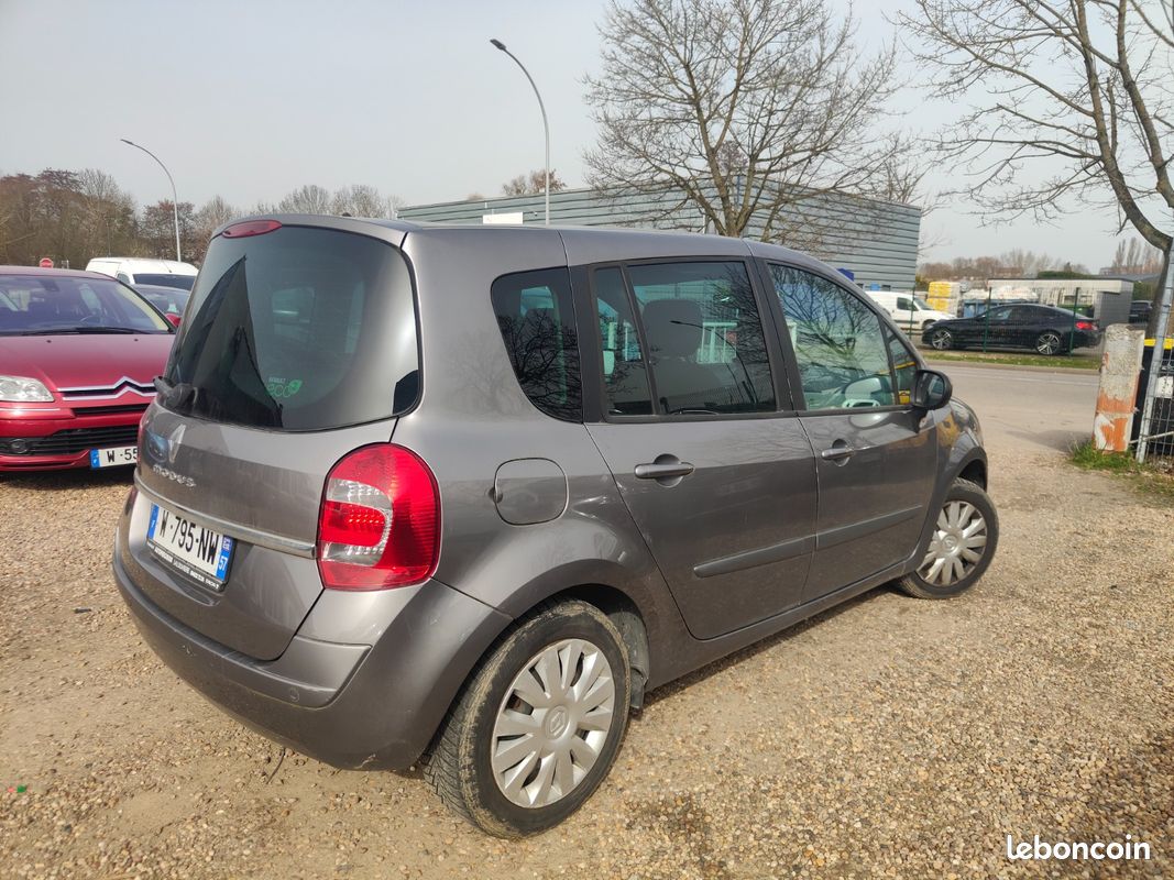 Renault GRAND MODUS 1.5 dCi 90 Dynamique * Première Main * REVISEE * GARANTIE (image 4)