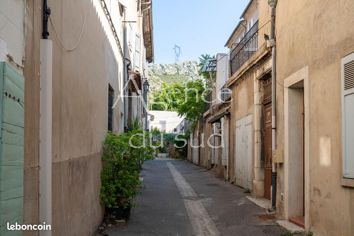 Maison 3 pièces 83 m² · à Roquevaire · 83 m² · 178 000 €