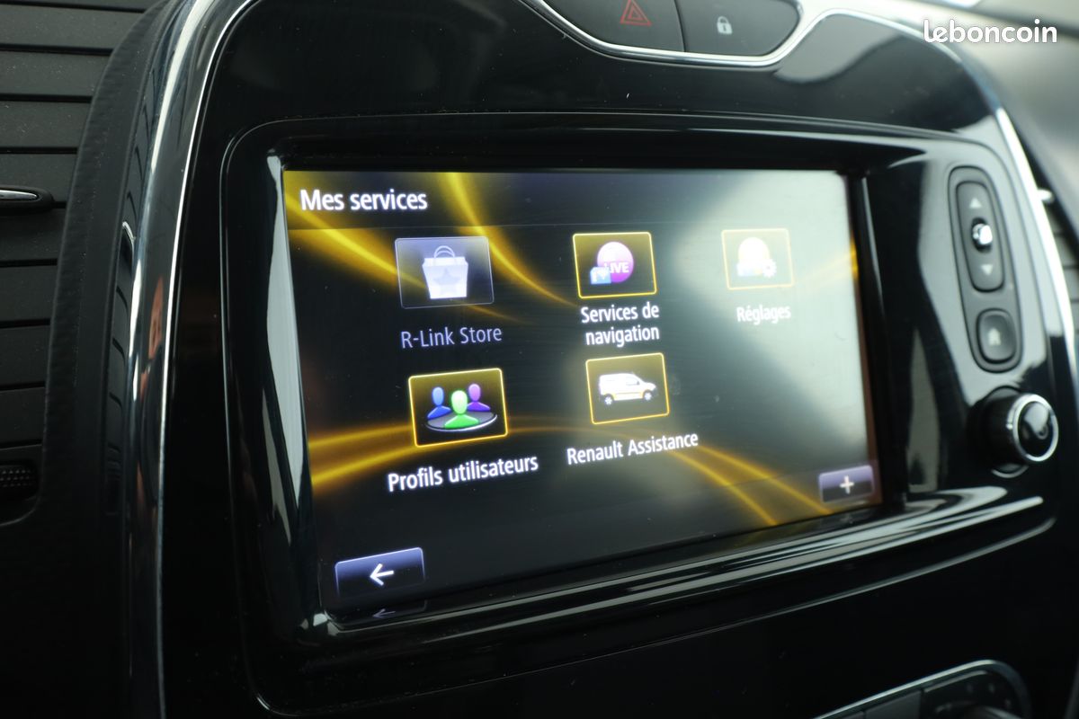 Renault Captur 1.5 dCi Intens Eco2 EDC 90 ch (image 21)