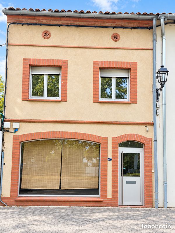 Immeuble 5 pièces 120 m² · à Cugnaux · 120 m² · 295 000 €
