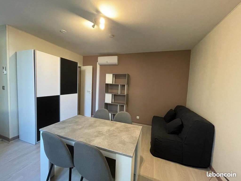Appartement 1 pièce 20 m² · à Saintes · 20 m² · 399 €/mois