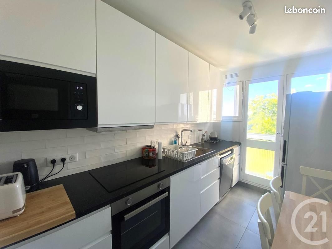 Appartement 5 pièces 74 m² · à Rennes · 74 m² · 395 €/mois
