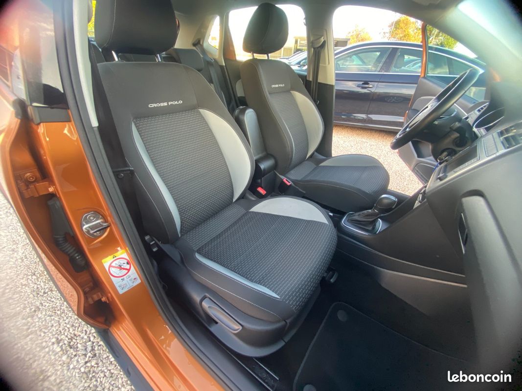Volkswagen POLO CROSS 1.2 TSI (image 14)