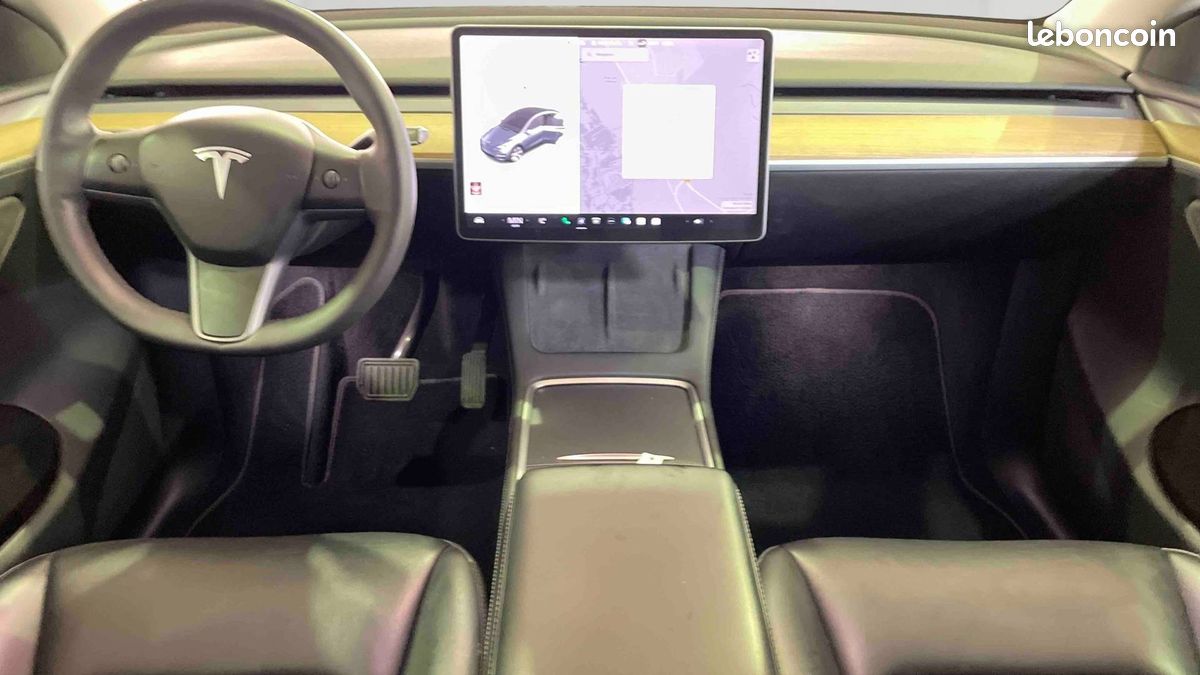 TESLA MODEL Y Long-Range Dual Motor AWD (image 9)