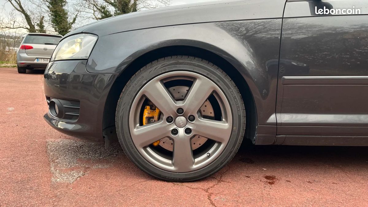 AUDI A3 SPORTBACK 3.2 V6 250 Quattro Ambition Luxe S tronic / TOIT OUVRANT / BOSE (image 13)