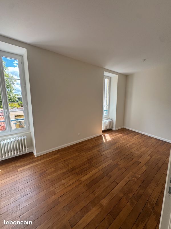 Appartement 3 pièces 67 m² · à Vichy · 67 m² · 906 €