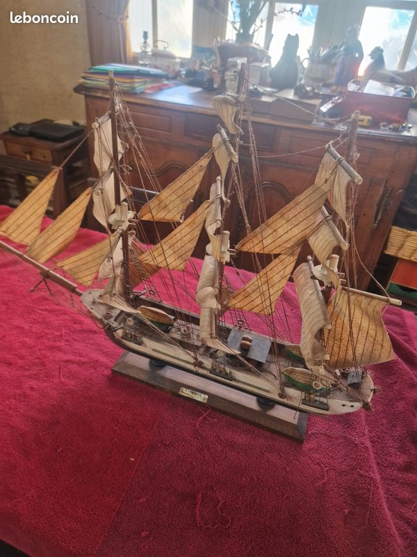 Maquette bateau ancienne (image 2)