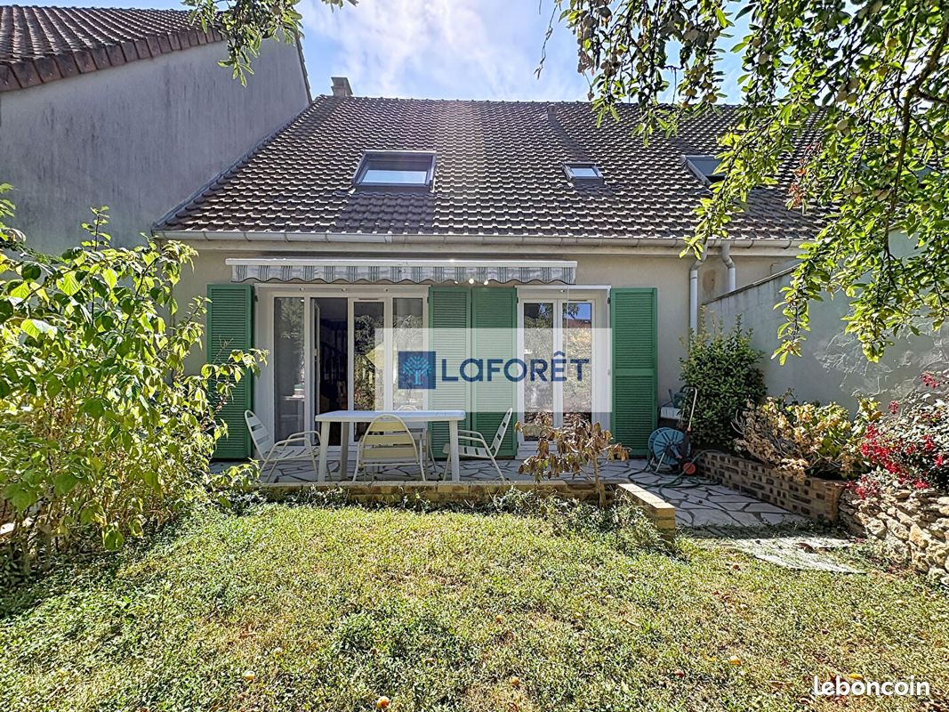 Maison 5 pièces 96 m² · à Brie-Comte-Robert · 96 m² · 290 000 €