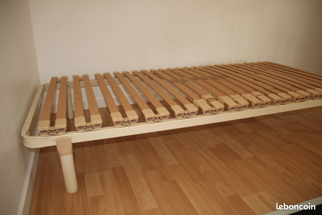Matelas 1 place / sommier métal quasi-neufs (image 2)