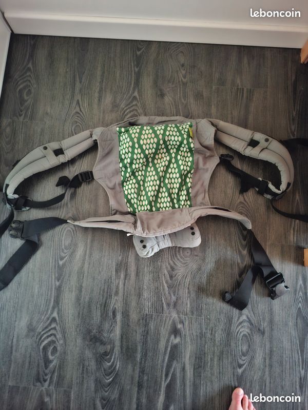 Porte bébé (image 1)